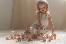 Load image into Gallery viewer, Girl playing with Building Blocks - Fairy Garden
